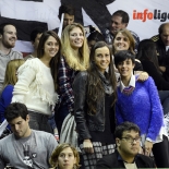 Platea femenina